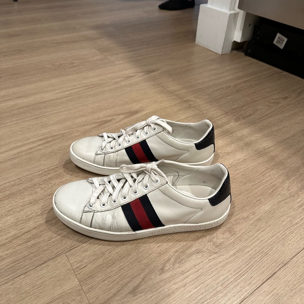 Gucci Sneakers 7.5 EU